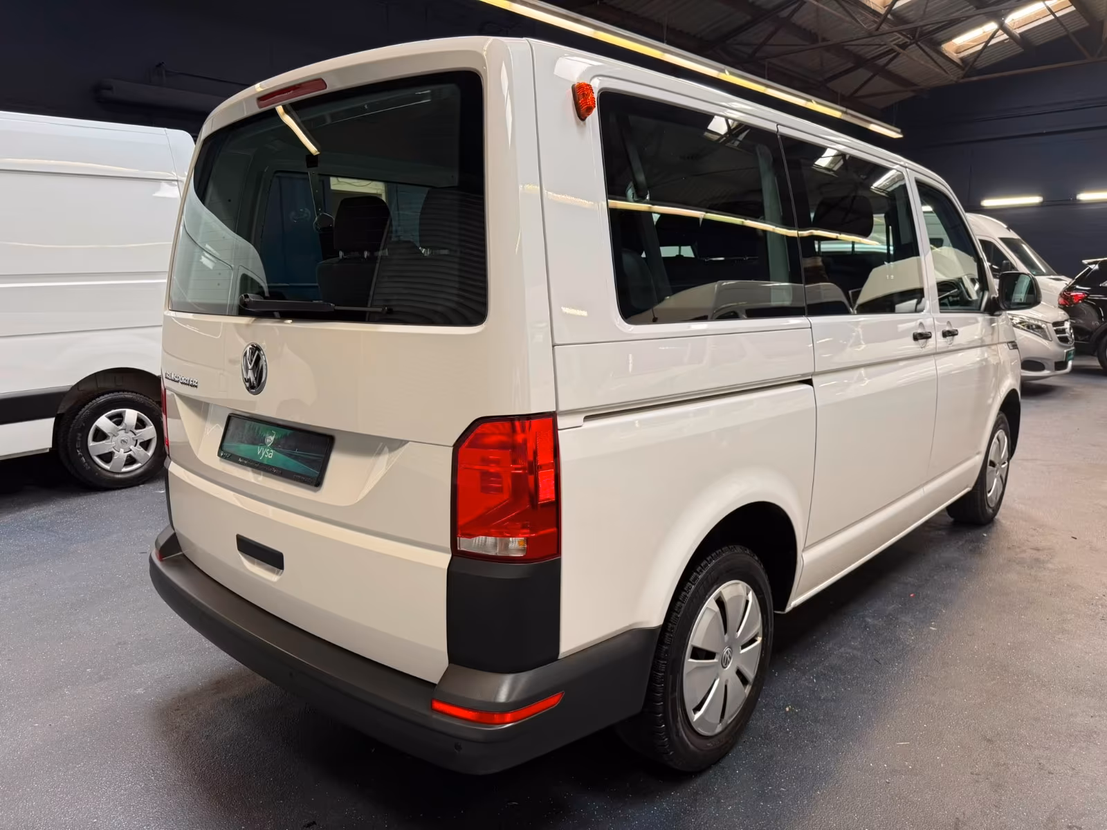 Volkswagen Caravelle T6.1 Kombi 9 Sitze Klima 2xPDC 2.Hand Unfallfrei, миниатюра 7