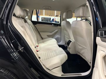 Volkswagen Passat Variant Highline BMTStart-Stopp 4Motion