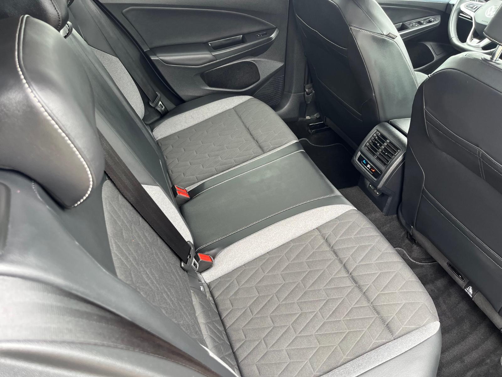 Volkswagen Golf VIII Lim. 1.5 TSI Goal mit NAVI+PDC+LED, миниатюра 17