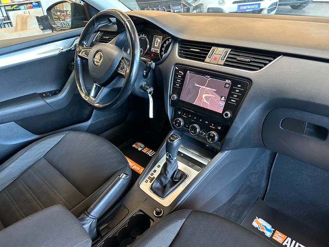 Skoda Octavia *ACC*PDC*NAVI*2-Zonen*Car-PLAY*