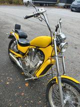 Suzuki VS 750 INTRUDER - SUZUKI INTRUDER VS 750