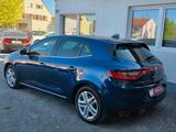 Renault Megane IV Lim. 5-trg. BOSE-Edition *LED - Renault Megane: Blau