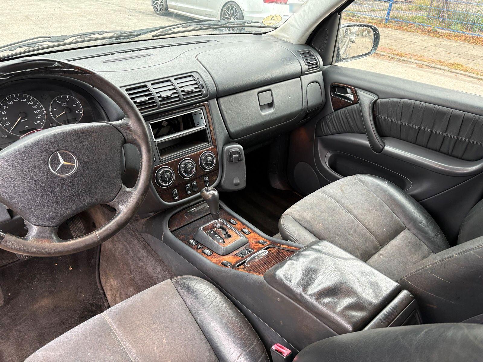 Mercedes-Benz ML270 2004 — photo 6