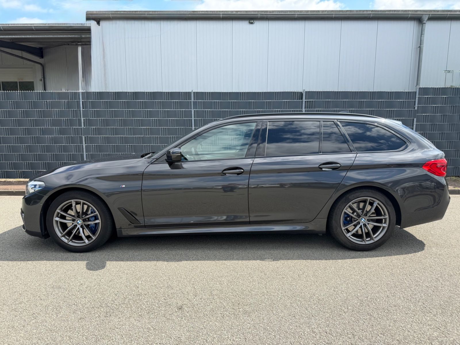 BMW 530d xDrive MSPORT LEDER RFK LED NAVI SHZ SHADOW foto 3