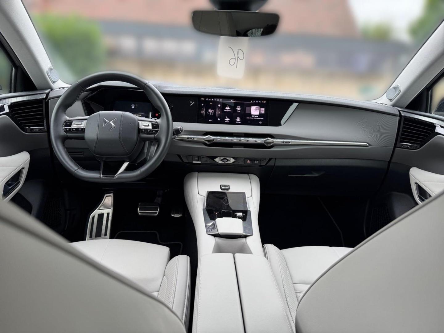 DS Automobiles DS4 ESPRIT DE VOYAGE PURETECH 130,1VORBESITZER,