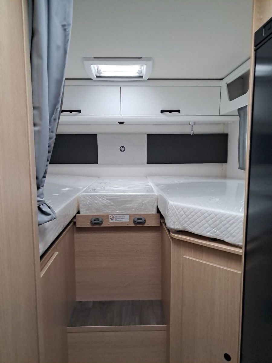 Fahrzeugabbildung Sunlight Adventure T 66S Automatik, Dörr Edition, TV