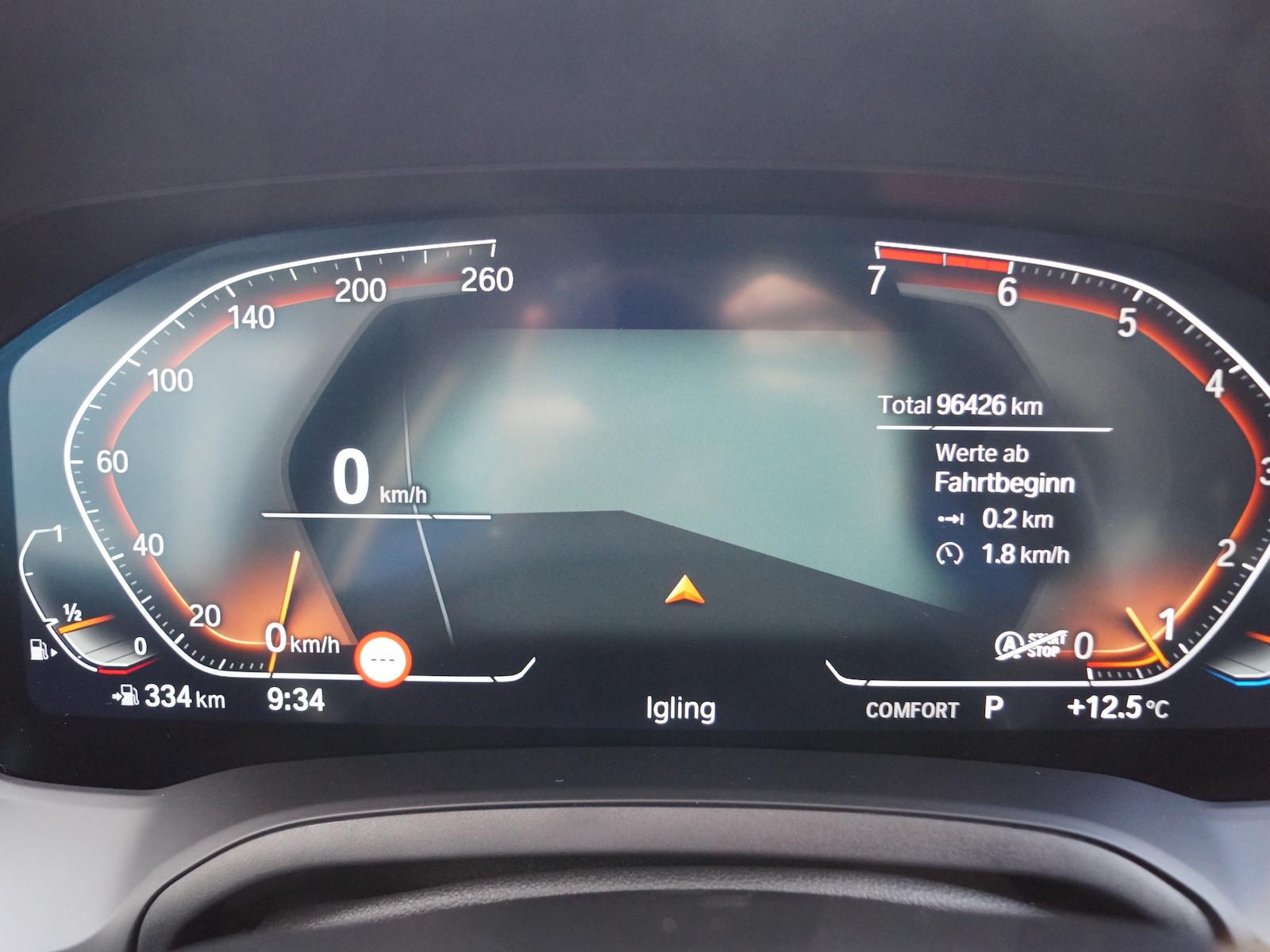 BMW 330i Aut. Tou. Sport Line * Navi * LED * Leder