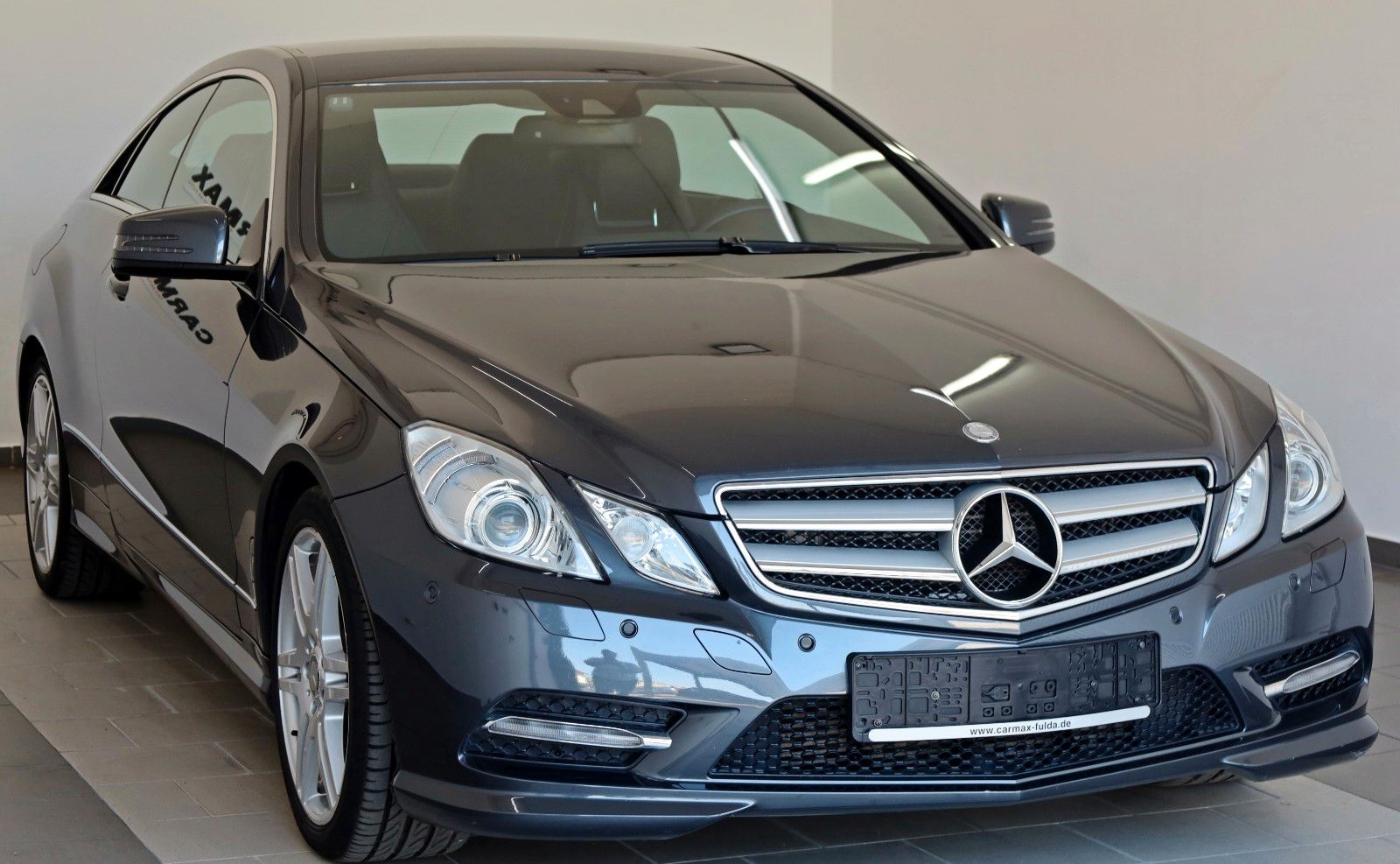 Fahrzeugabbildung Mercedes-Benz E 350 CDI Coupe BE AMG Line,Leder,Navi,Xenon