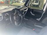 Jeep Wrangler Sport 3.8 | Top Zustand  - Jeep Wrangler mit Benzin-Antrieb: Geländewagen