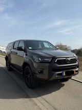 Toyota Hilux Invincible Double Cab - gebrauchte Toyota Hilux aus dem Jahr 2023