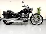 Kawasaki VN 900 Custom Vulcan nur 8.450 km! Ledercase! - KAWASAKI CHOPPER 900