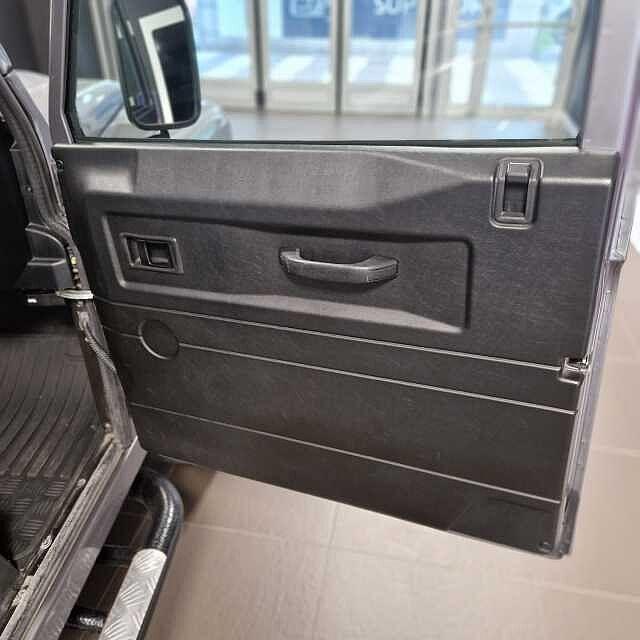 Land Rover Defender 90 2.2 TD4 Pick-Up | 122 ch | BVM | Convenience Pack | Alarme | Vitres athermiques