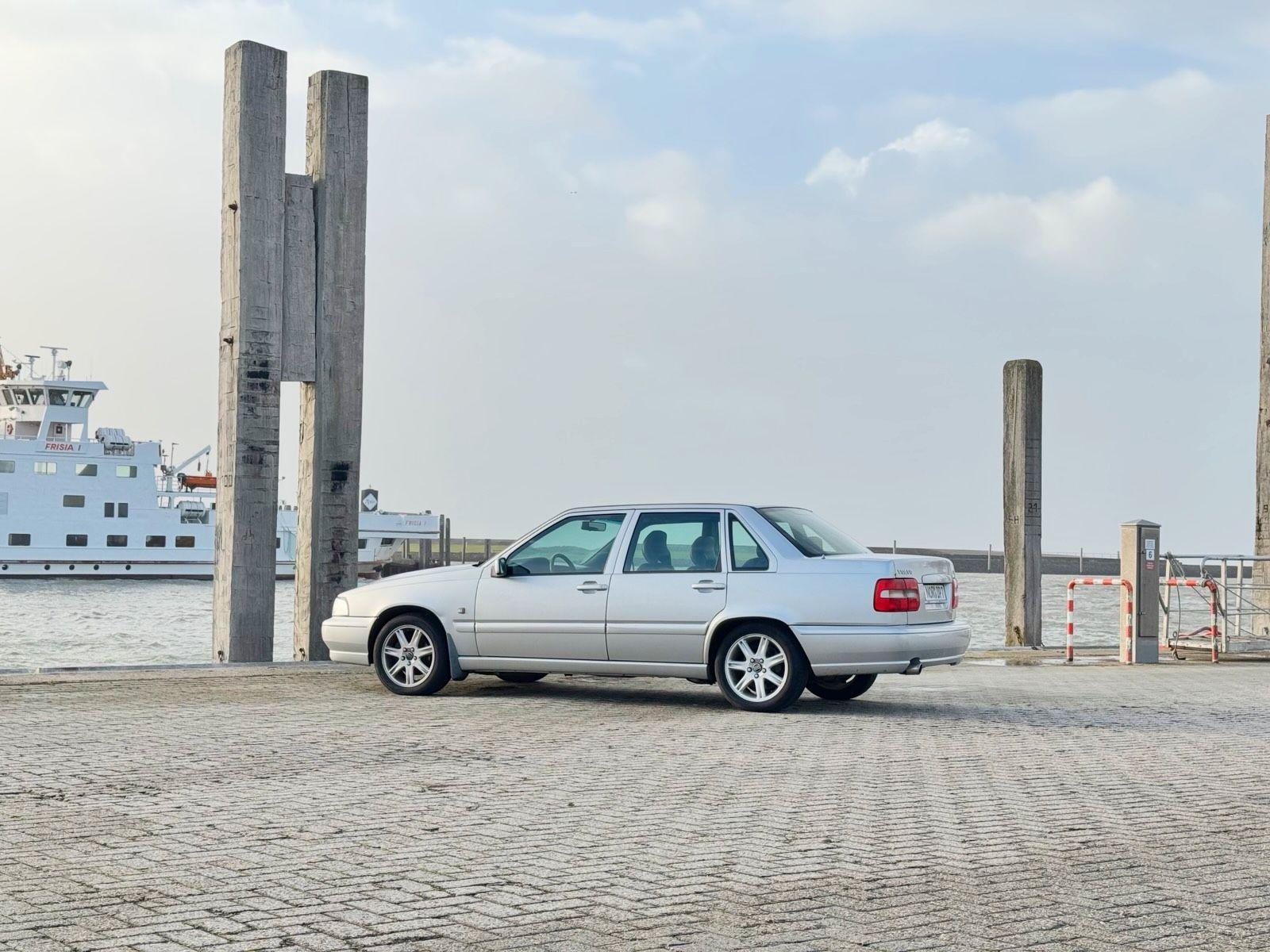Volvo S70