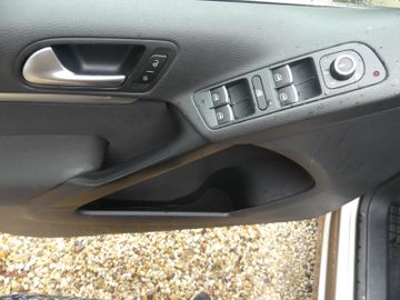 Volkswagen Tiguan - 8