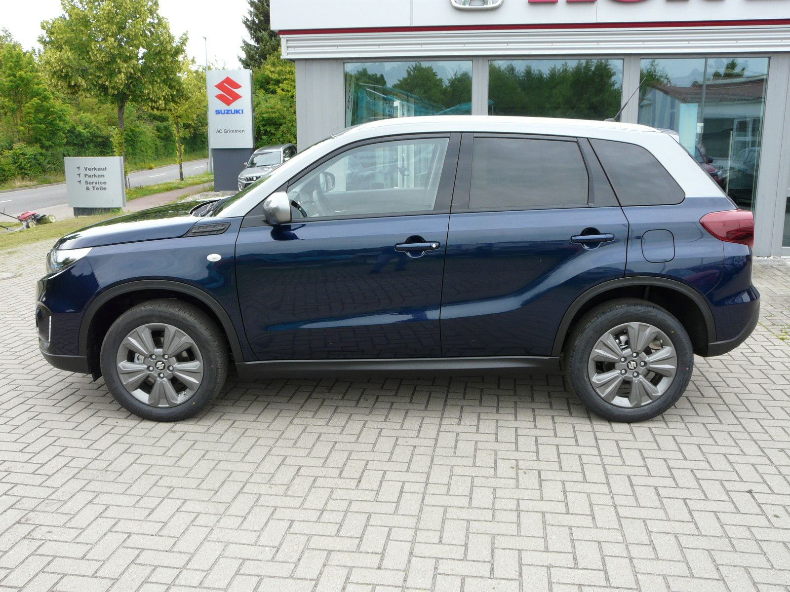 Fahrzeugabbildung Suzuki 1.4 BOOSTERJET Hybrid Comfort Shinkai