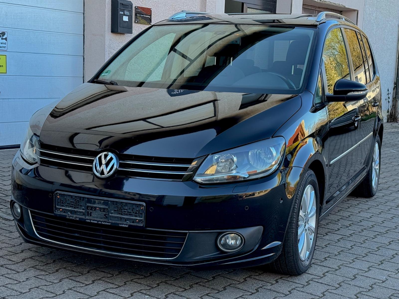 Volkswagen Touran Highline PANORAMO AUTOMATIK 7-SITZE