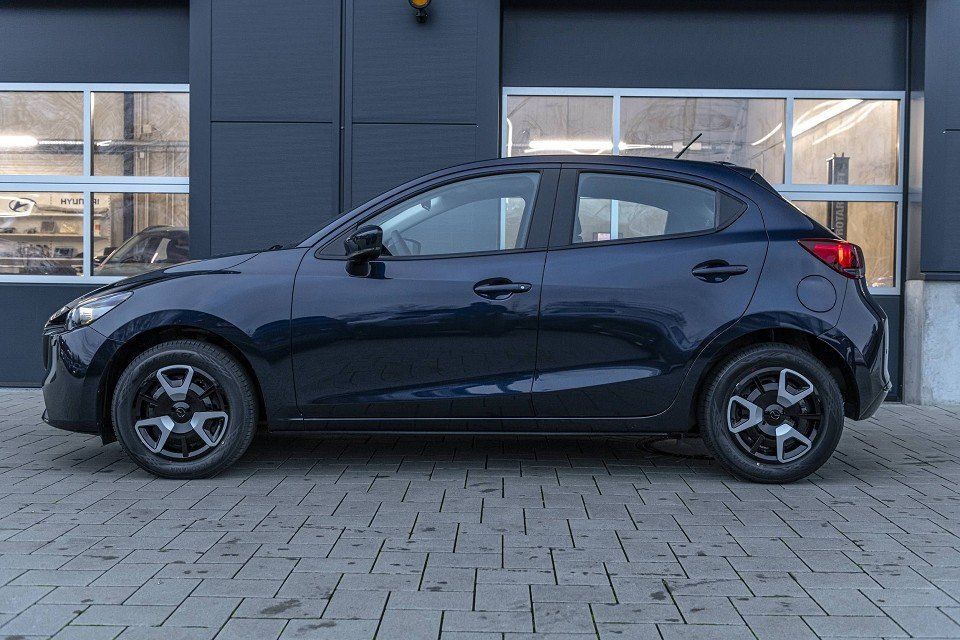 Fahrzeugabbildung Mazda 2 1.5i 90PS CENTER CONV