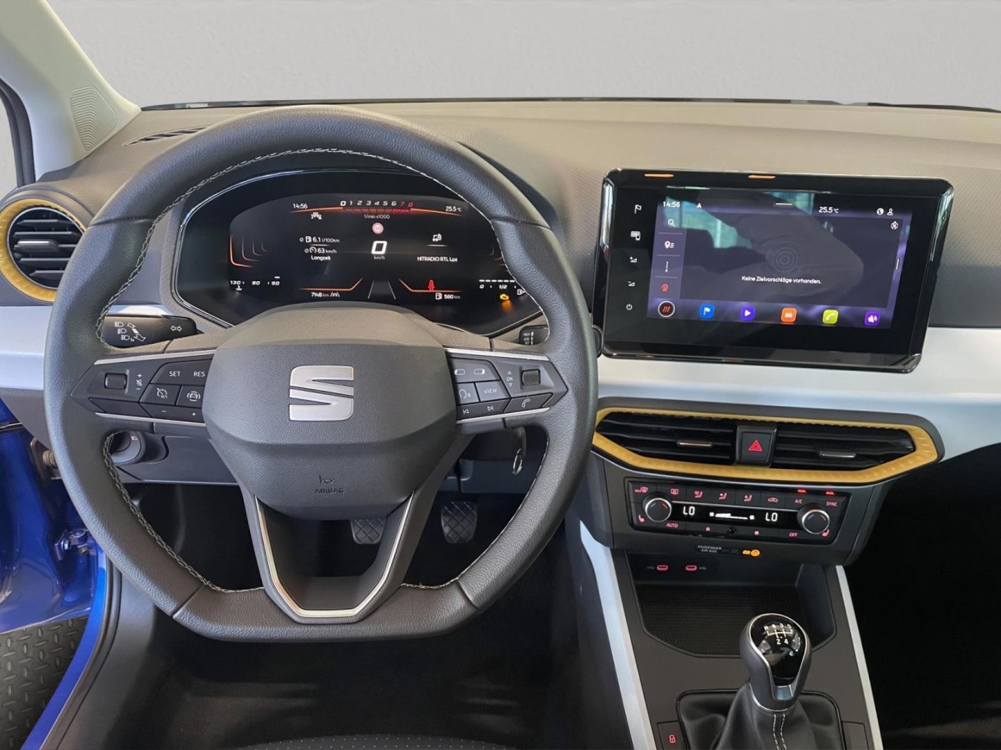 Fahrzeugabbildung SEAT Arona Style Navi Digitales Cockpit LED Apple Car