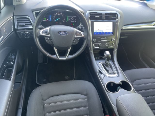 Fahrzeugabbildung Ford Mondeo 2.0 Hybrid, Trend Autom. AHK, Navi, Rückf