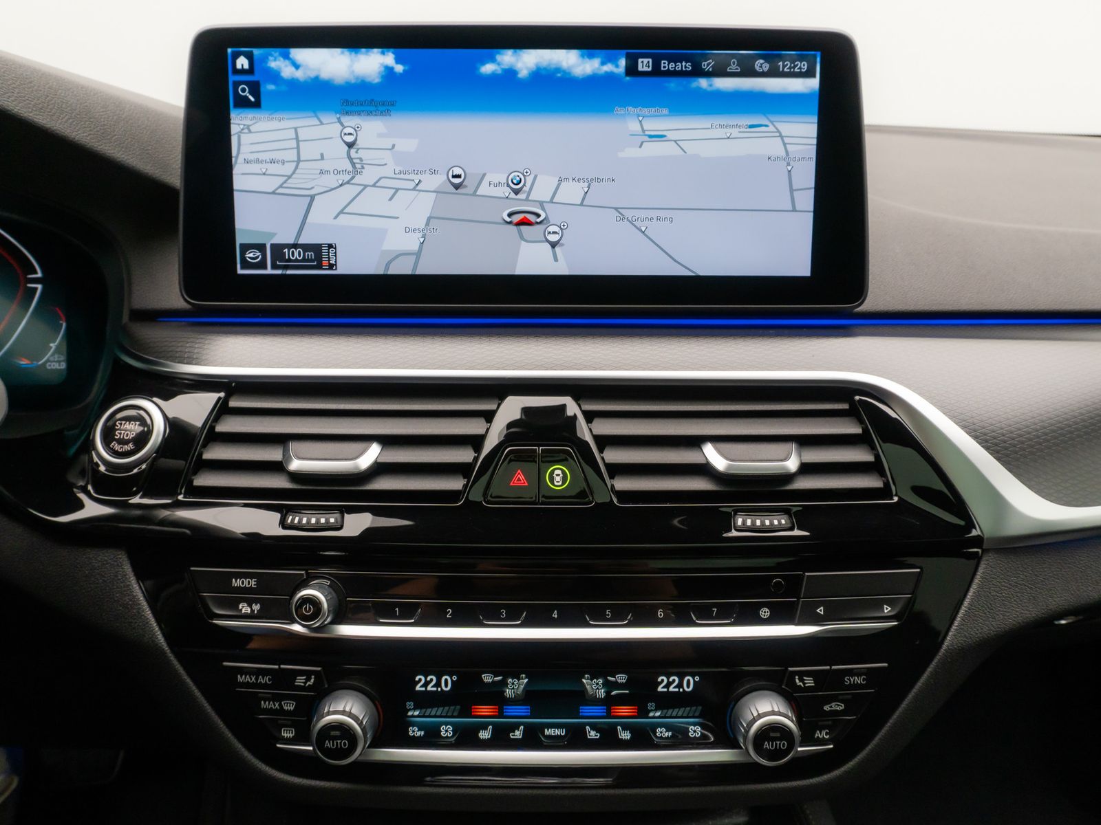 Fahrzeugabbildung BMW 540i xD M Sport 360°Memory DAB AHK Belüftung H/K