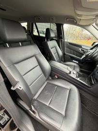 Mercedes E 300 - 8