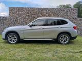 BMW X1 xDrive 28i  3,0 l  6 Zylinder  AHK  Automatik
