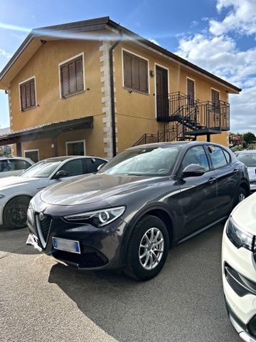 Alfa Romeo Stelvio Q4 2.2 Turbodiesel 190 CV 201