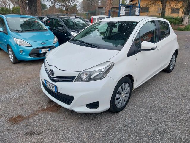 Toyota Yaris 1.4 D-4D 5 porte Lounge