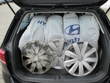Volkswagen Passat Variant - 11