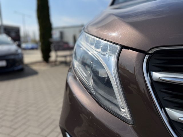 Mercedes-Benz V 250