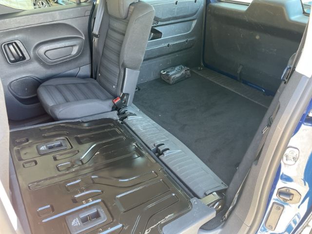 Fahrzeugabbildung Opel Combo Life 1.2 Turbo Edition Navi, Rückfahrkamer