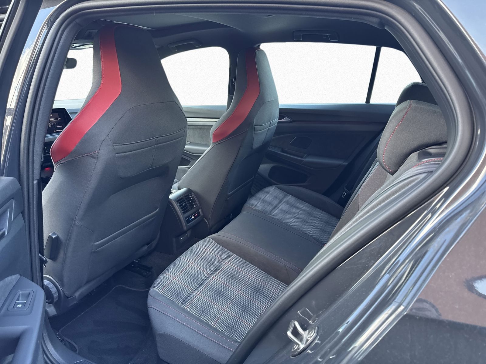 Volkswagen Golf - Bild 13