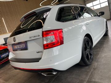 Skoda Octavia Combi 2.0 TDI RS *XENON*NAVI*SHZ*TOUCH*