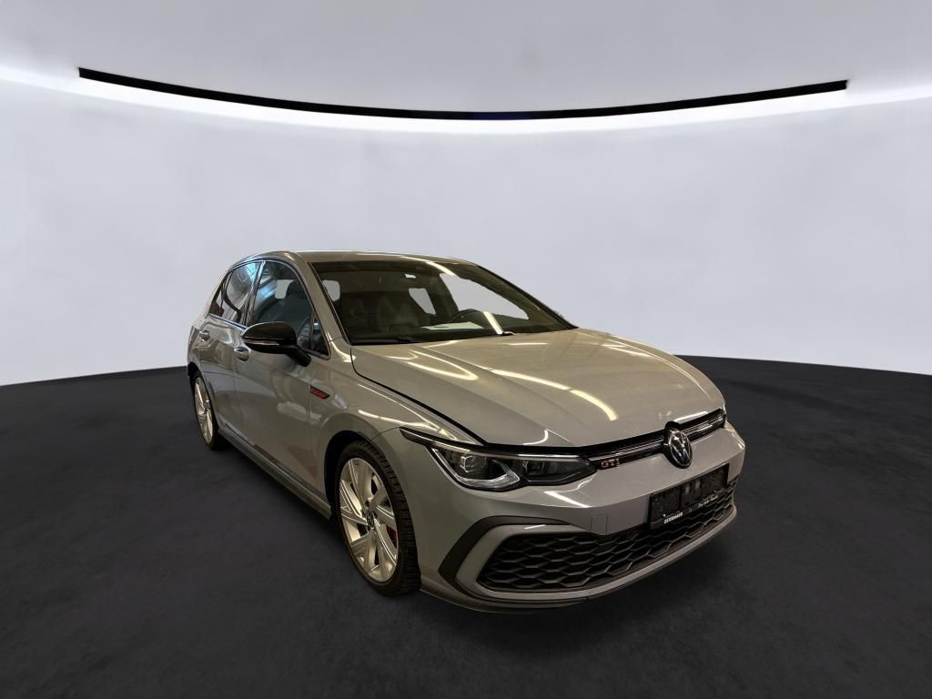 Volkswagen Golf - Bild 2