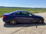 BMW 330i Coupé E92 LCI Mitternachtsviolett M-Paket - BMW 330: M 330i Paket