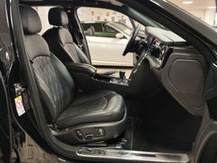 Fahrzeugabbildung Bentley Mulsanne 6.8 Speed (360°/THEATRE/NAIM/ACC/BLACK