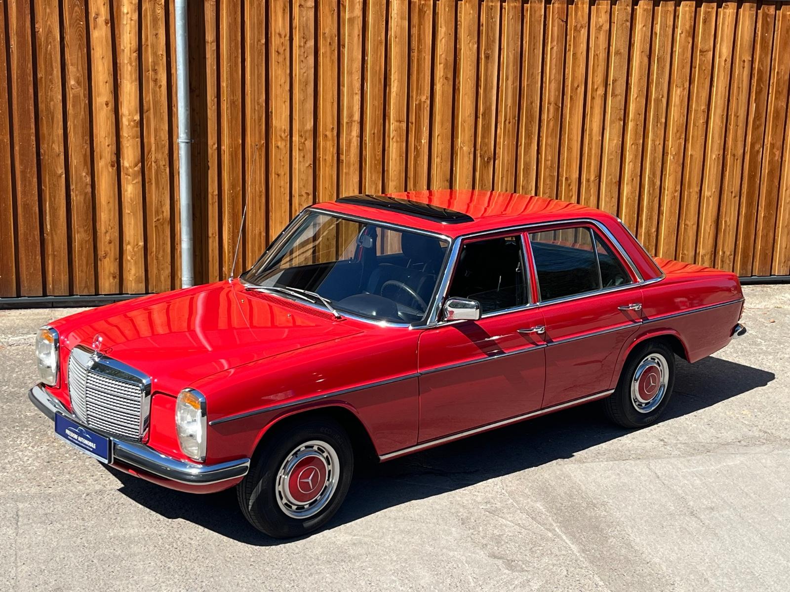 Mercedes-Benz 200 /8 W115 sehr gepflegter Oldtimer