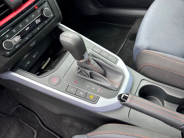 Arona FR 1,5 TSI DSG *LED+NAVI+SHZ+KAMERA+PDC*