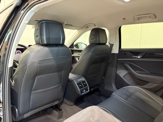 Passat Variant Business 2.0 TDI DSG AHK NAVI IQ.