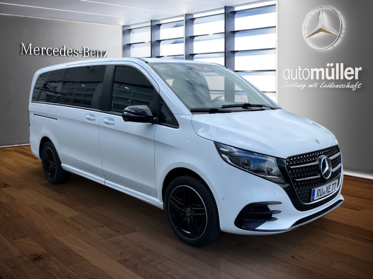 Fahrzeugabbildung Mercedes-Benz V 300 d AVG/L 4x4 360 ACC AHK AUT Bel.Sitz LED
