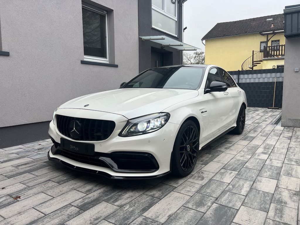 Mercedes-Benz C 63 AMG