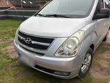 Hyundai H1 8 Sitzer - gebrauchte Hyundai H-1 aus dem Jahr 2008
