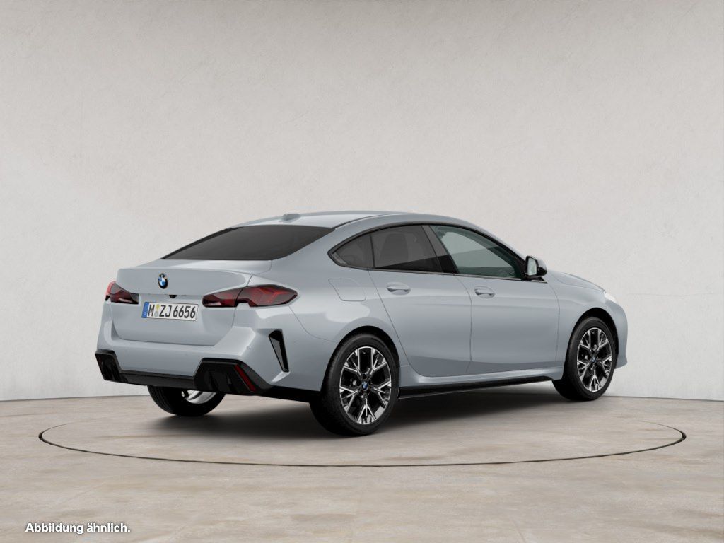 BMW 220 Gran Coupé M Sport Design UPE 46.820 EUR imagem 2