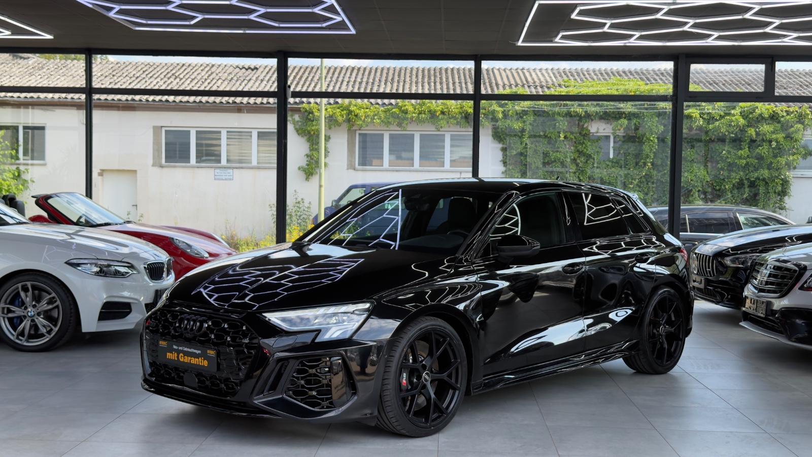 Audi RS3 SPORTBACK 2.5 TFSI QUATTRO LED KLIMA SITZHZ