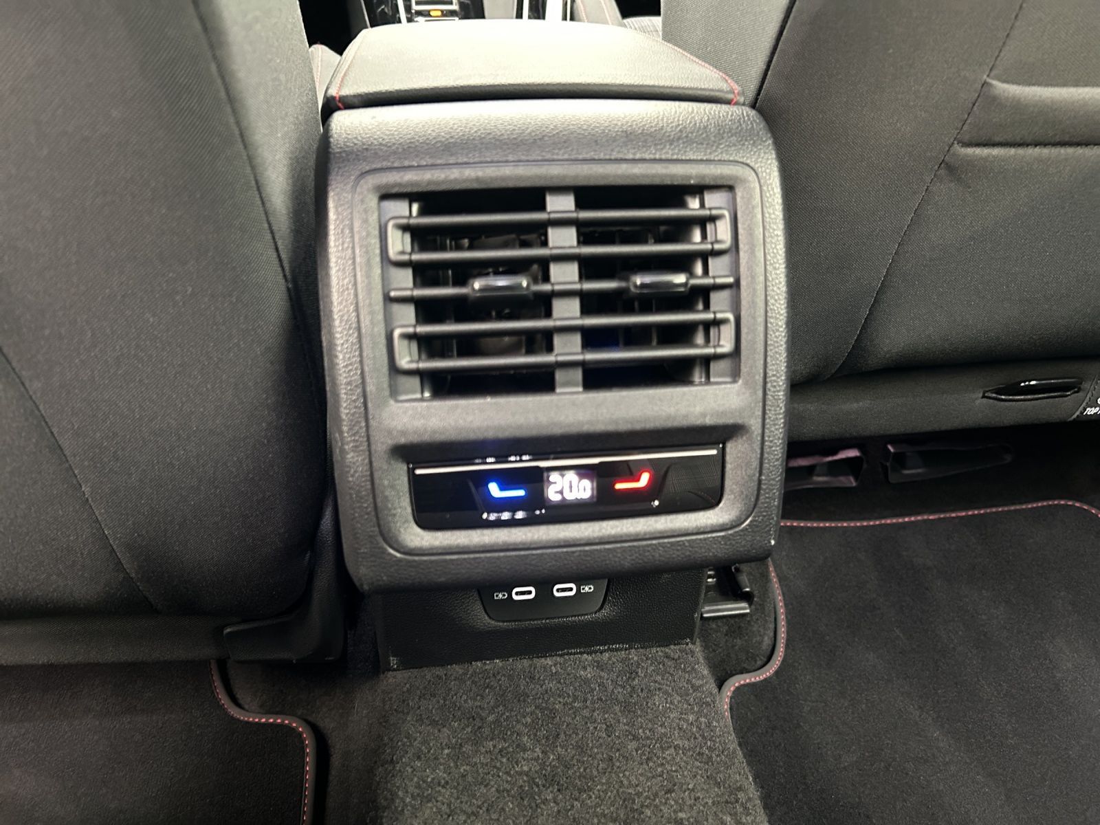 Volkswagen Golf - Bild 17