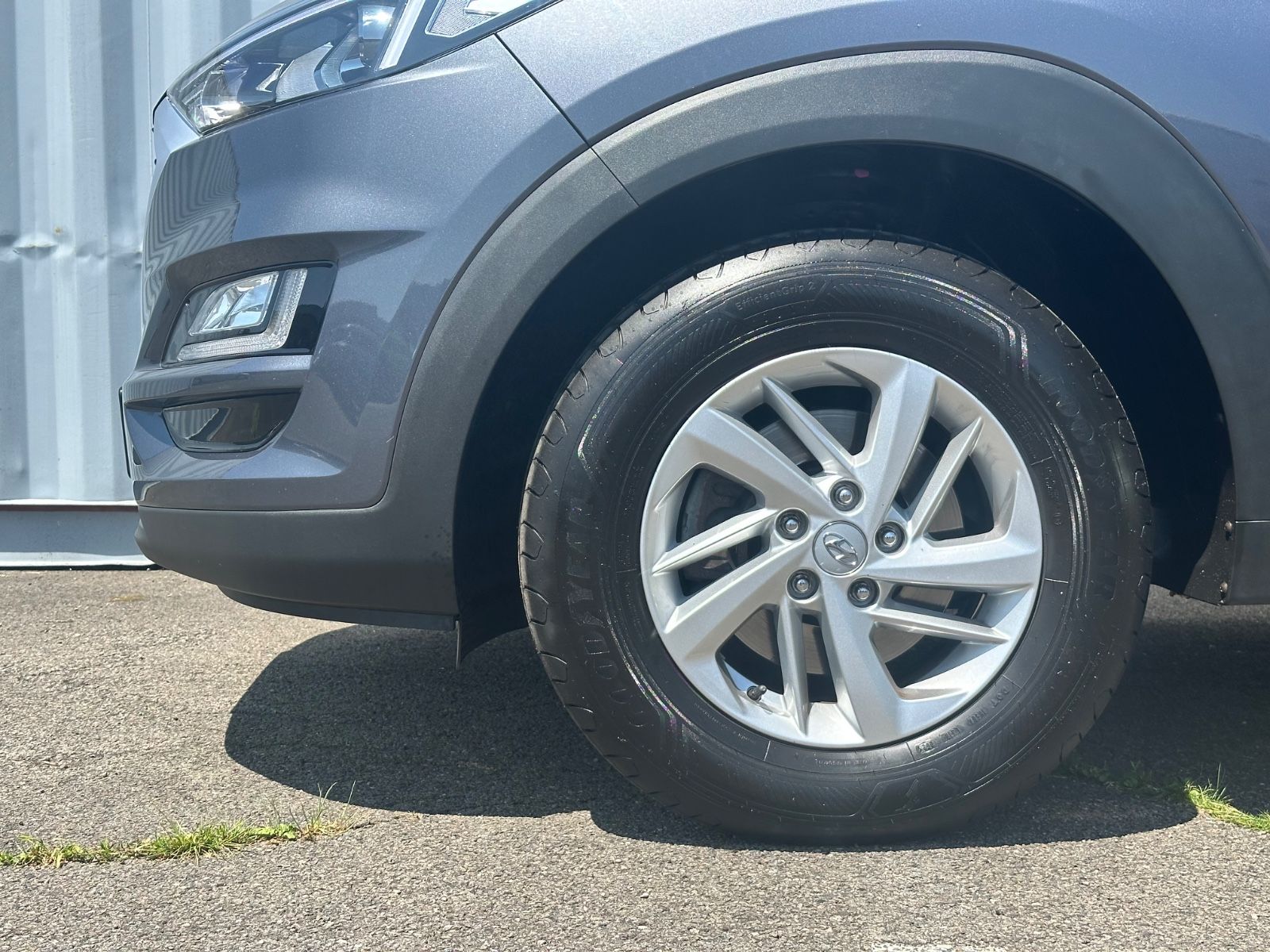 Fahrzeugabbildung Hyundai Tucson Select 2WD Klimaautom.*PDC*ALU