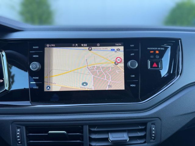 Taigo R-Line 1.0 TSI Apple CarPlay DAB