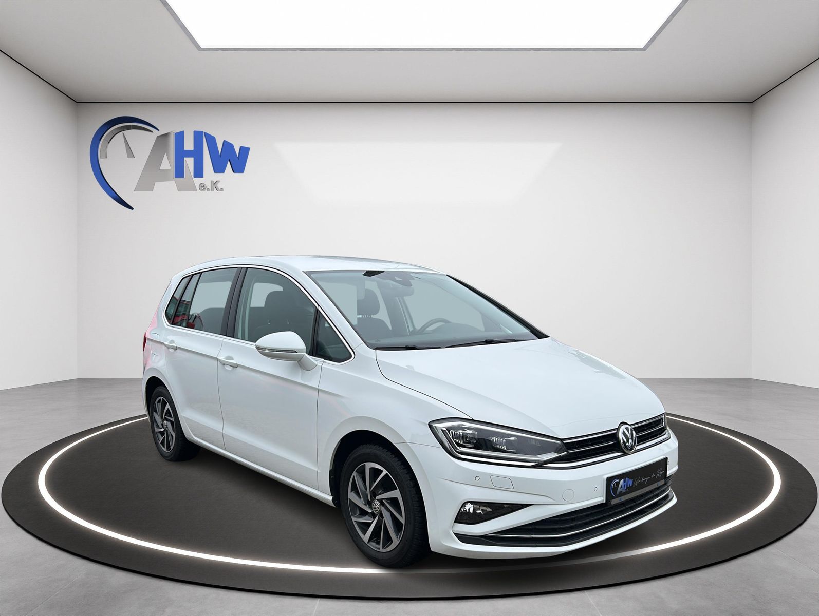 Fahrzeugabbildung Volkswagen Golf Sportsvan 1,5 TSI Highline