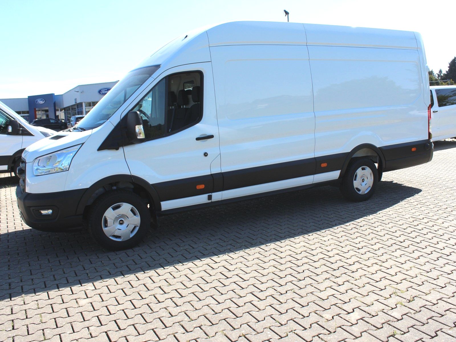 Fahrzeugabbildung Ford Transit Kasten 350 L4 Trend