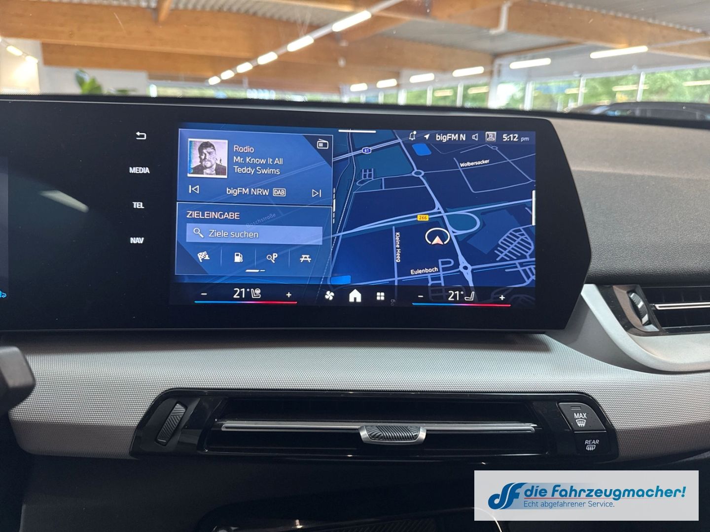Fahrzeugabbildung BMW X1 xDrive 20 d Park-Assistent Navi Digitales Coc